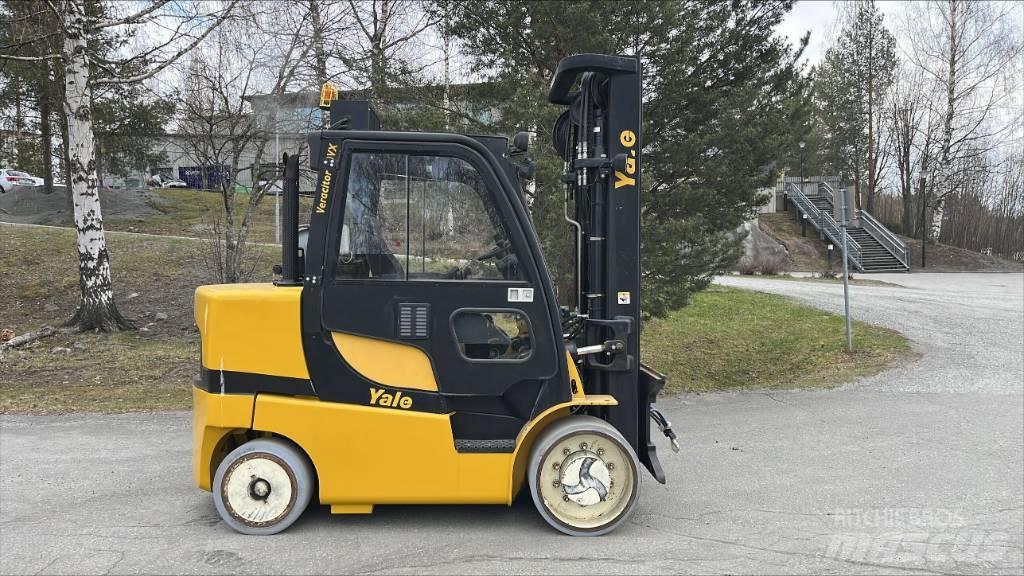 Yale GLP 70 GC Газові навантажувачі