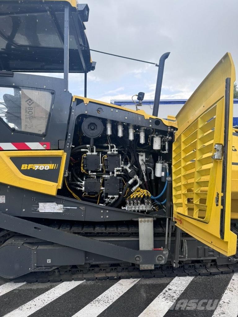 Bomag BF 700 C-3 L Асфальтовкладачі