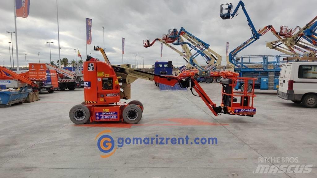 JLG E 300 AJP Колінчаті підйомники