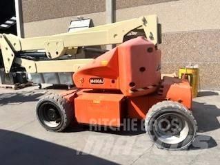 JLG M 450 AJ Колінчаті підйомники