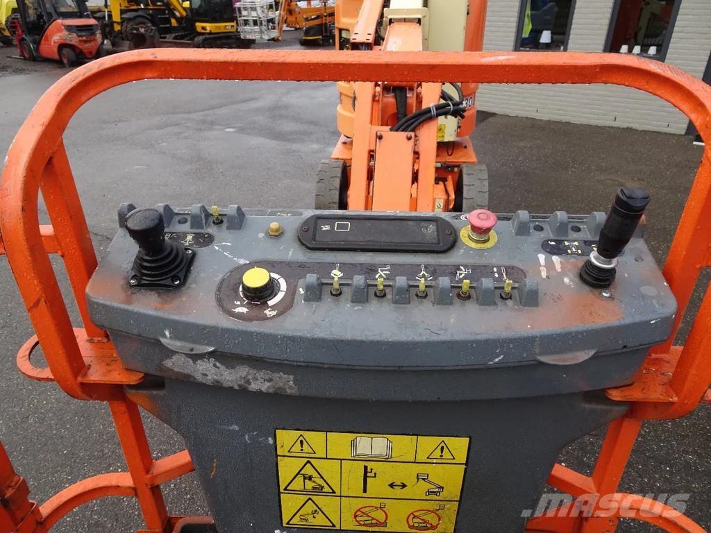 JLG E300AJP Колінчаті підйомники