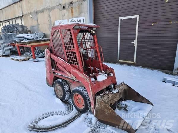 Bobcat 463 Міні-навантажувачі