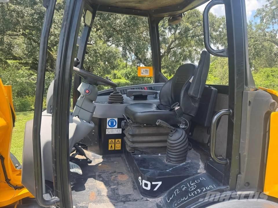 JCB 407 Фронтальні навантажувачі