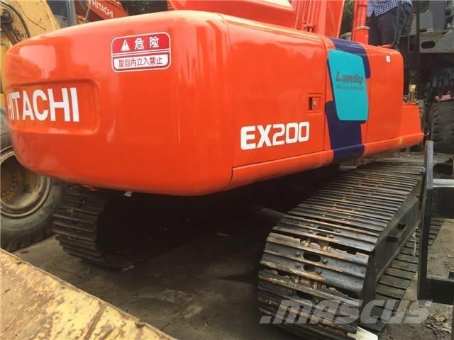 Hitachi EX 200 Гусеничні екскаватори
