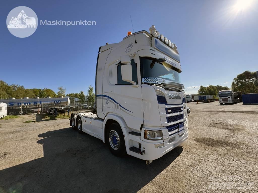 Scania R 650 ADR Тягачі