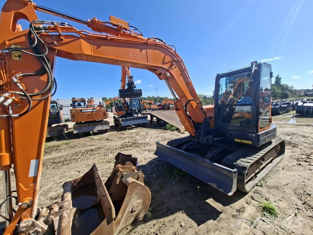 Doosan DX 85 R-3 Середні екскаватори 7т. - 12т.