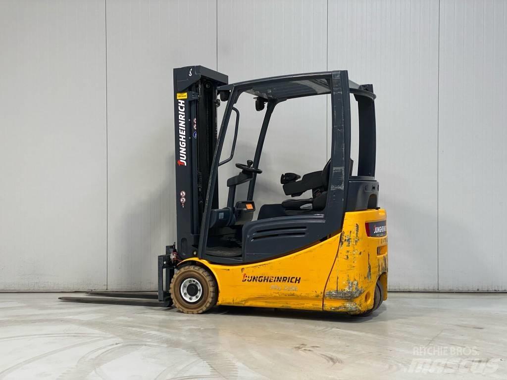 Jungheinrich EFG216k Електронавантажувачі