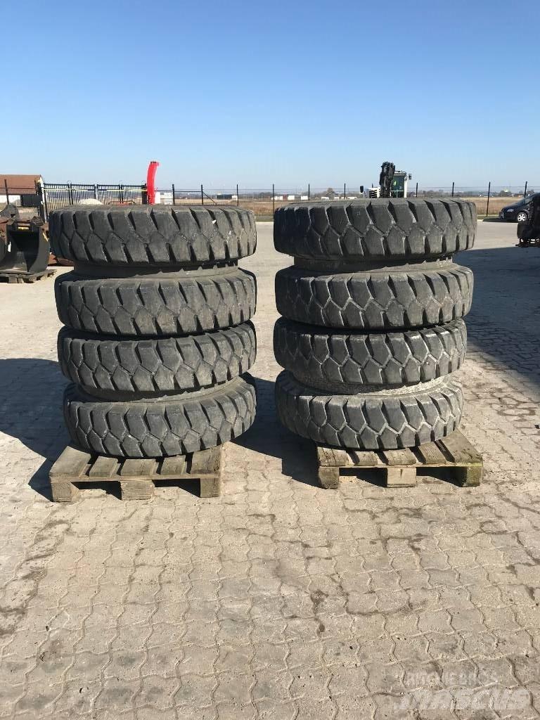 Dunlop 365/80R20 Шини