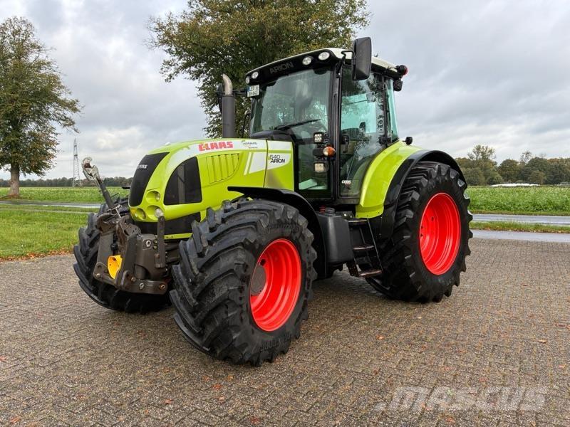 CLAAS Arion 640 Трактори