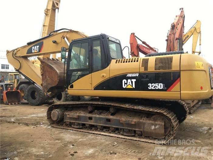 CAT 325 D Гусеничні екскаватори