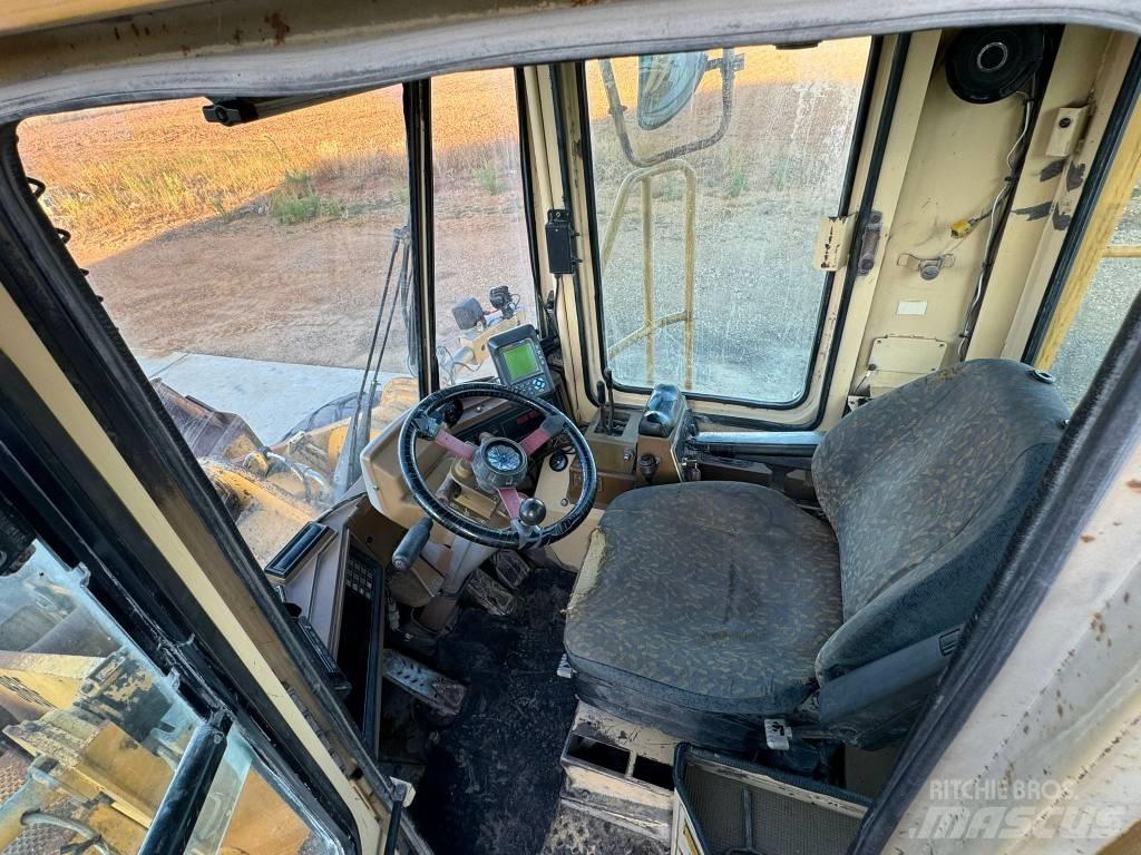 CAT 966 F Фронтальні навантажувачі