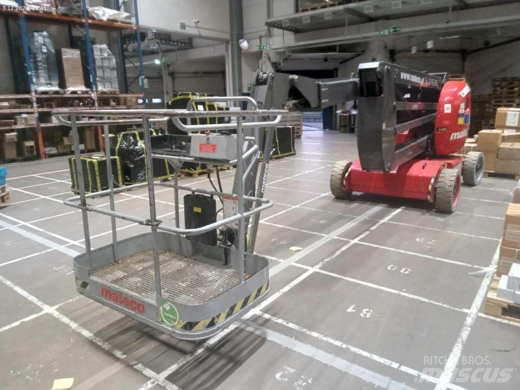 Manitou 170 AETJL Колінчаті підйомники