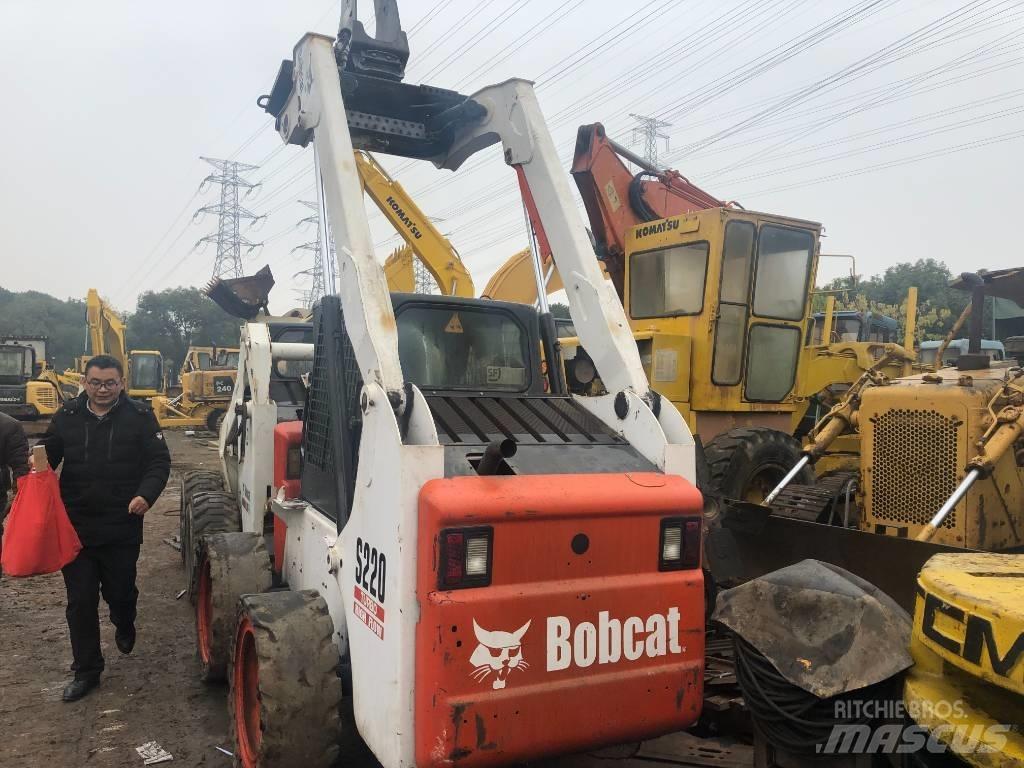 Bobcat S 220 Міні-навантажувачі