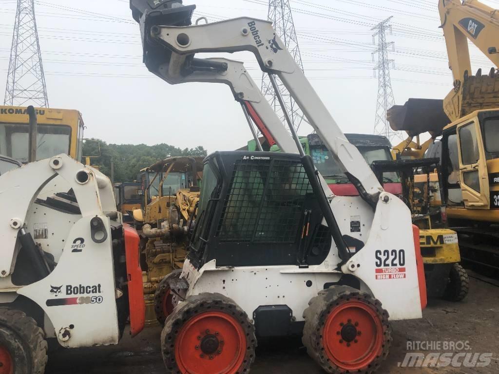 Bobcat S 220 Міні-навантажувачі