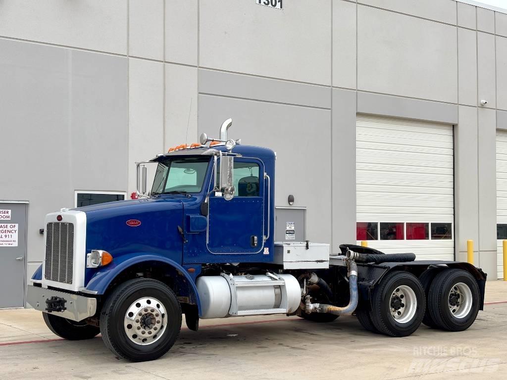 Peterbilt 365 Тягачі