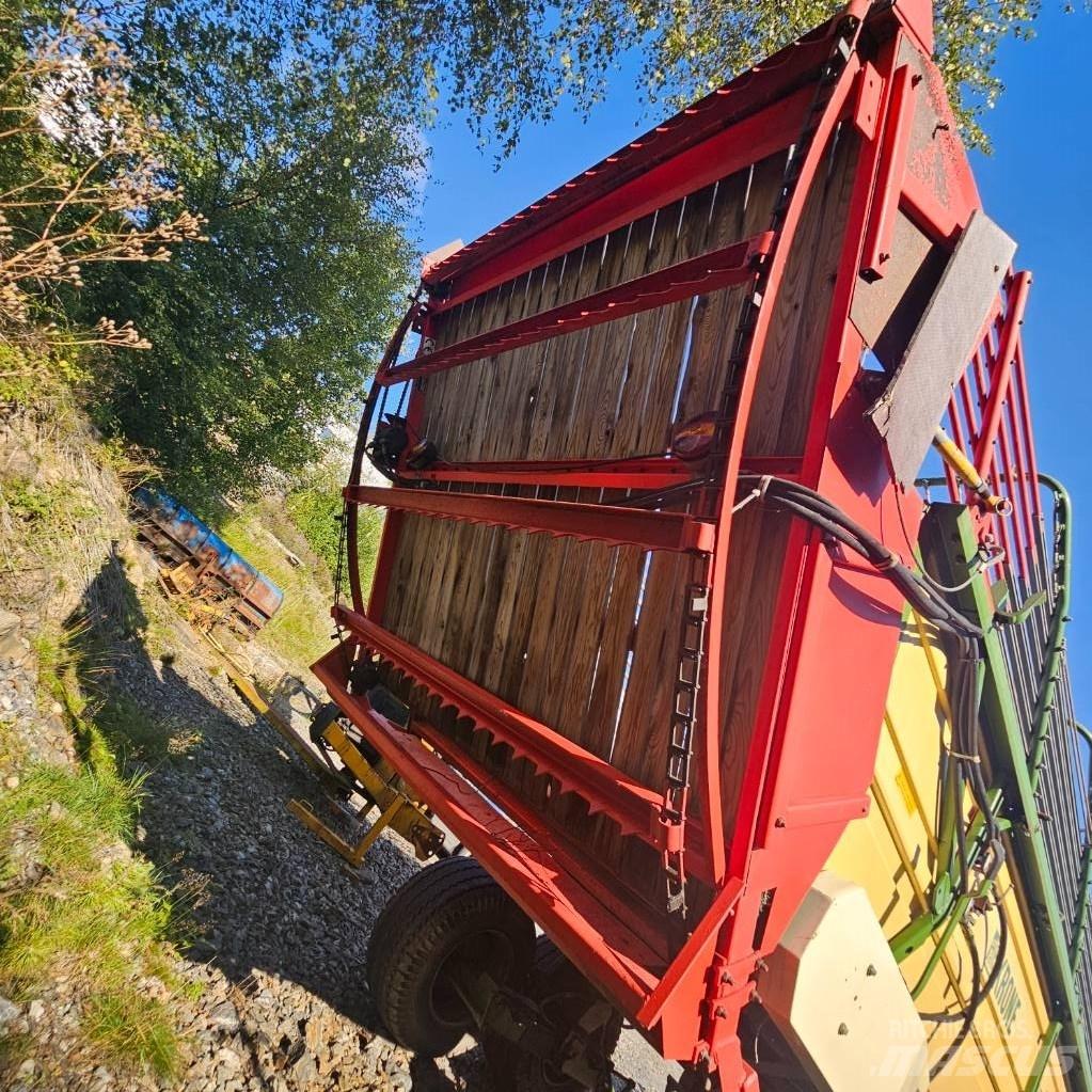 Krone Turbo-2500 Причепи із самозавантаженням