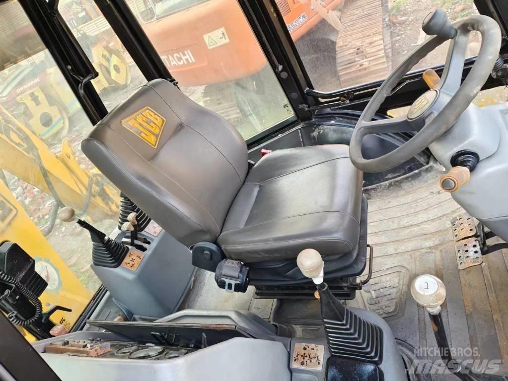 JCB 3cx Екскаватори-навантажувачі