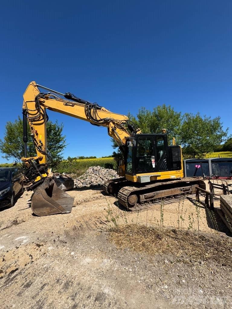 CAT 325 FL CR Гусеничні екскаватори