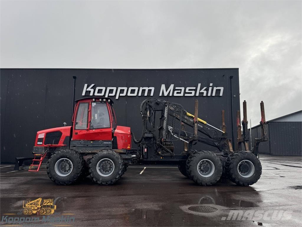 Komatsu 895 Форвардери