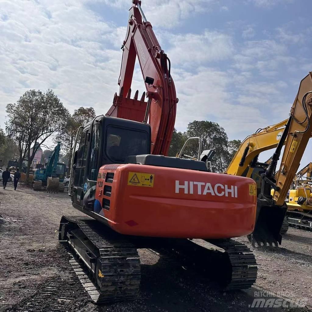 Hitachi ZX 120 Гусеничні екскаватори