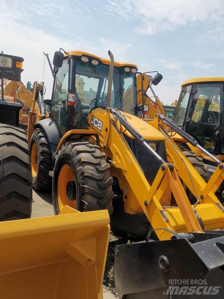 JCB 4 CX Екскаватори-навантажувачі