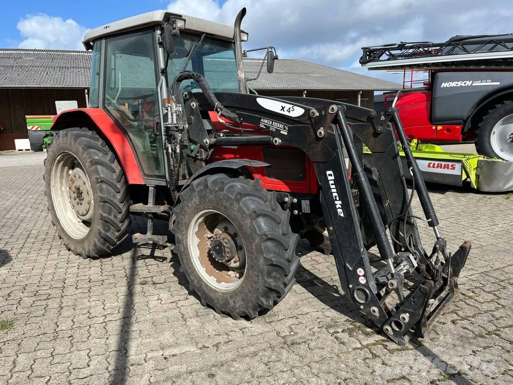 Massey Ferguson 4255 Трактори