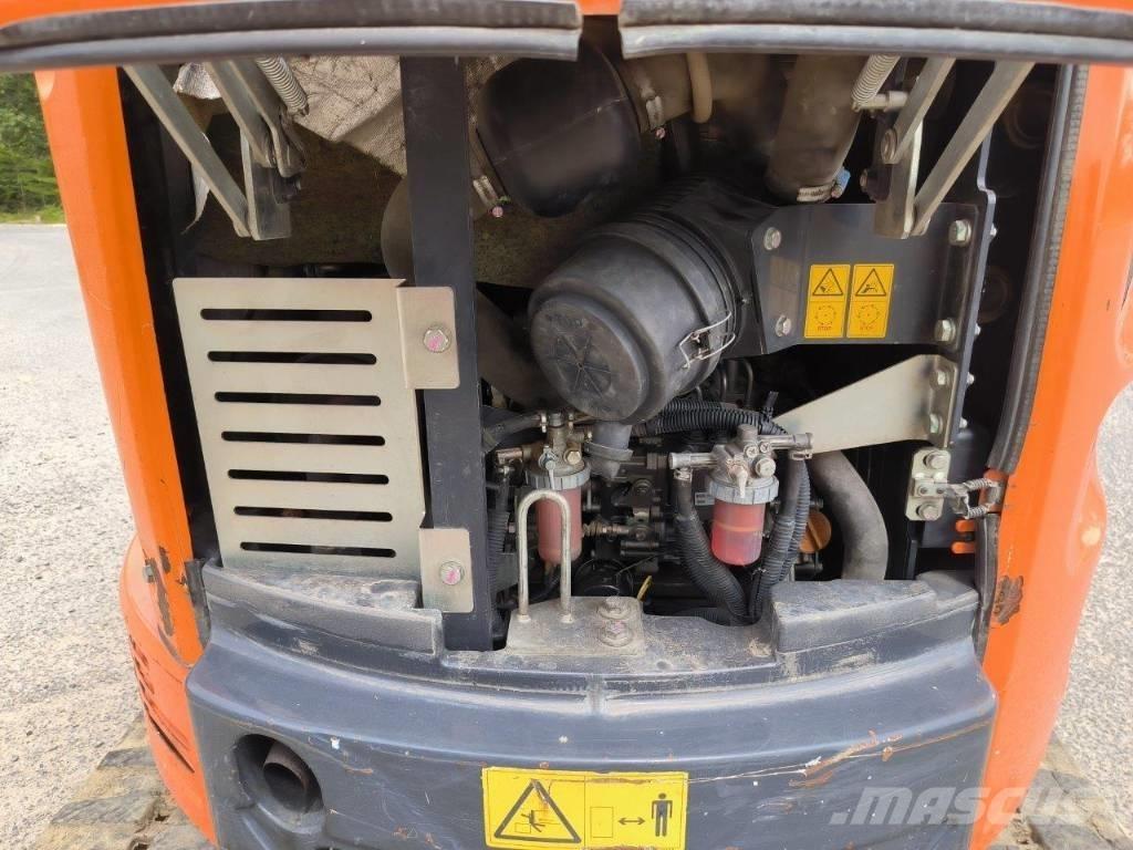 Hitachi ZX 26 U-5A Міні-екскаватори < 7т