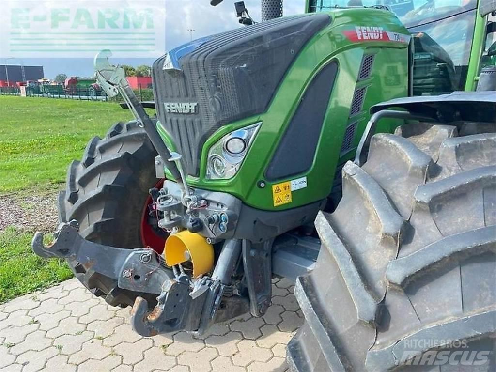 Fendt 724 profi+ Трактори