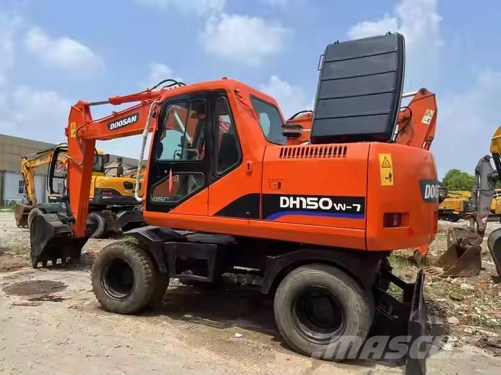 Doosan DH150W-7 Колісні екскаватори