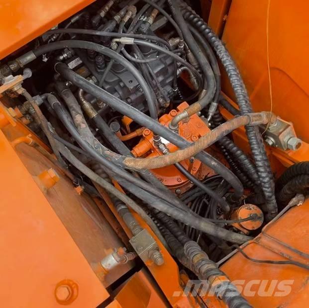 Doosan DH150W-7 Колісні екскаватори