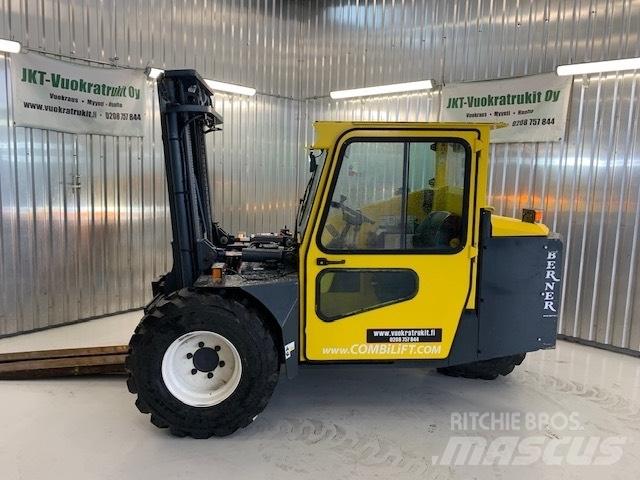 Combilift RT3000 Дизельні навантажувачі