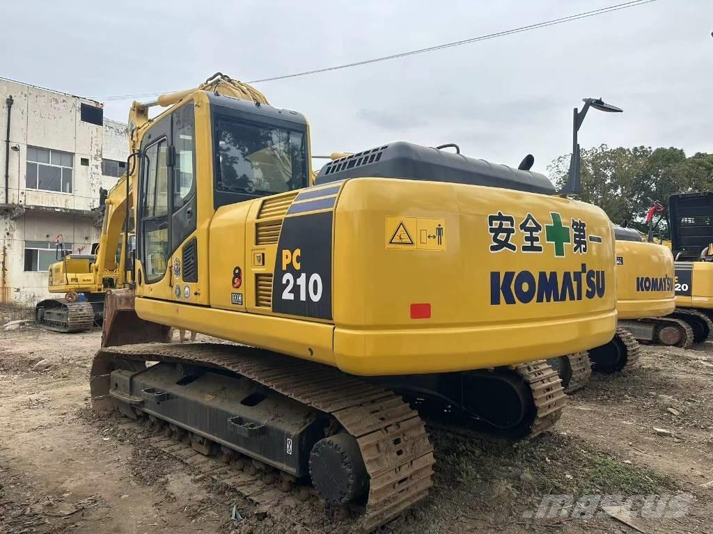 Komatsu PC 210 LC Гусеничні екскаватори