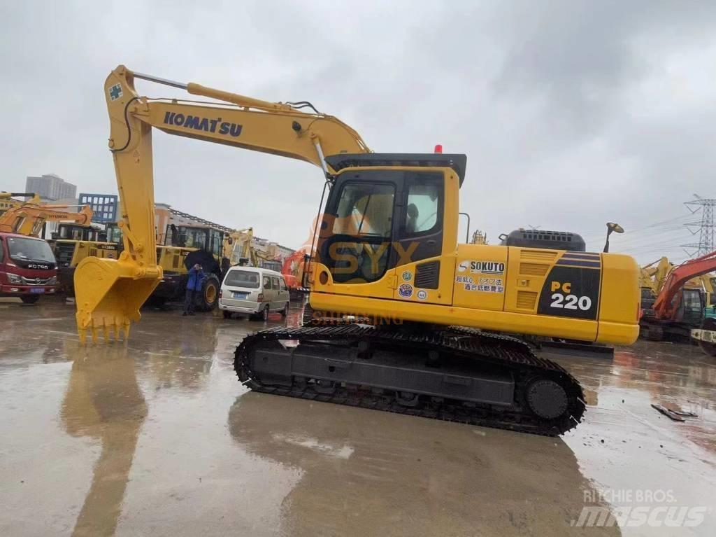 Komatsu PC 220-7 Гусеничні екскаватори