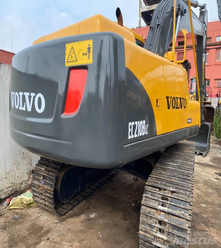 Volvo EC 210 B LC Гусеничні екскаватори