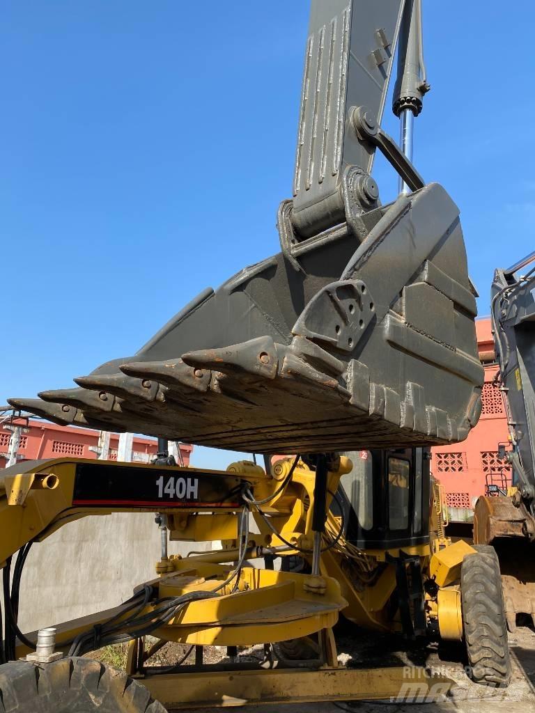Volvo EC 210 B LC Гусеничні екскаватори