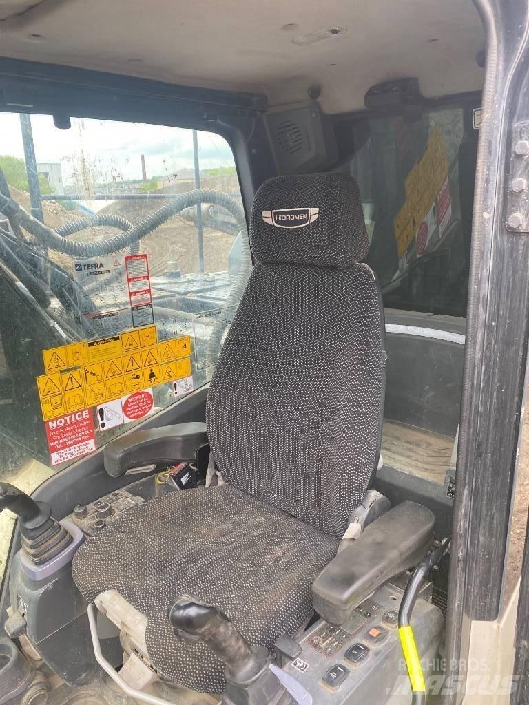 Hidromek HMK 220 LC Гусеничні екскаватори