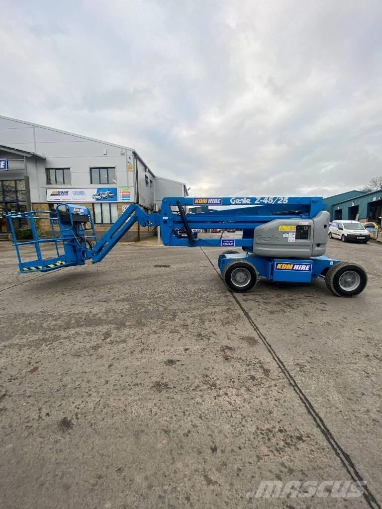 Genie Z 45/25 J Колінчаті підйомники