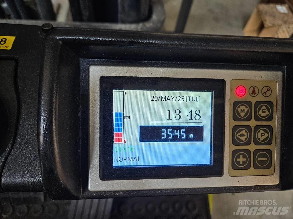 Clark GTX 18 Електронавантажувачі