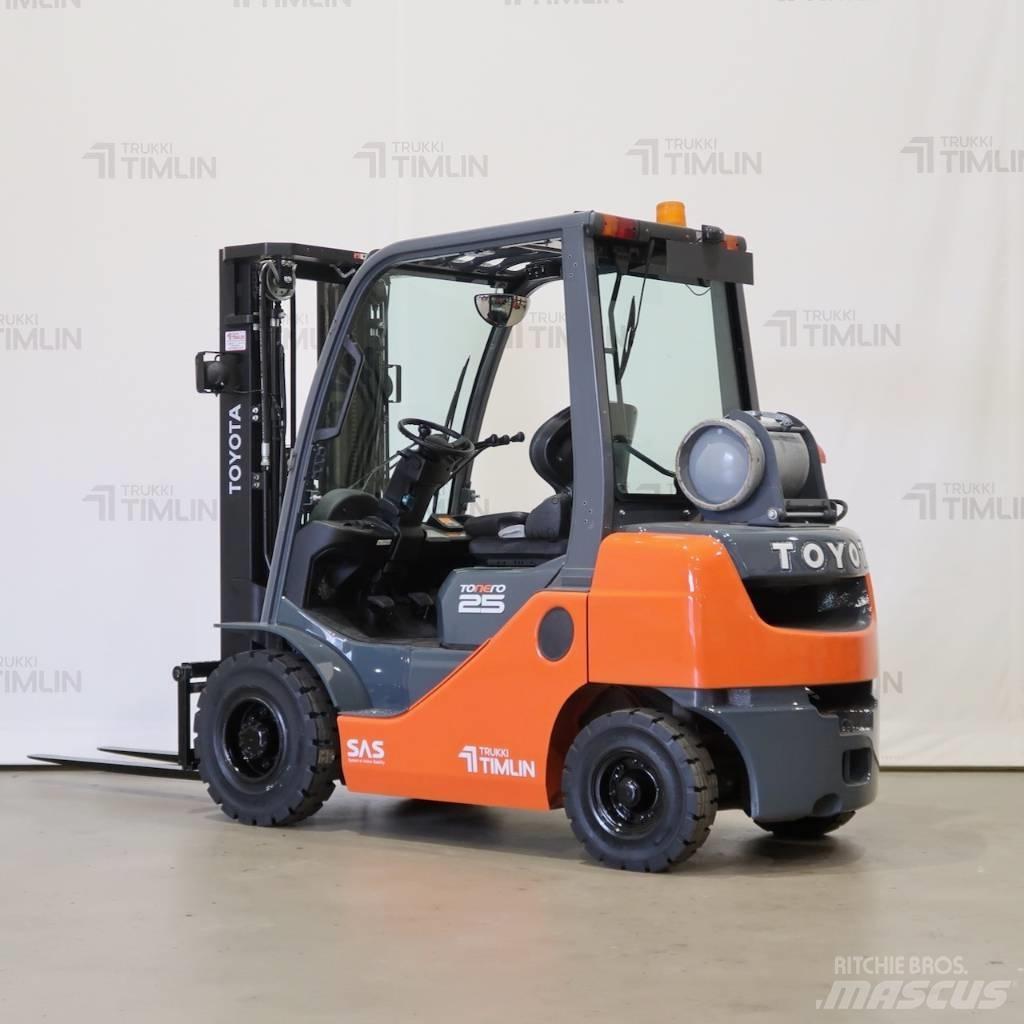 Toyota 02-8FGF25 Газові навантажувачі