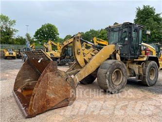 CAT 930 K Фронтальні навантажувачі