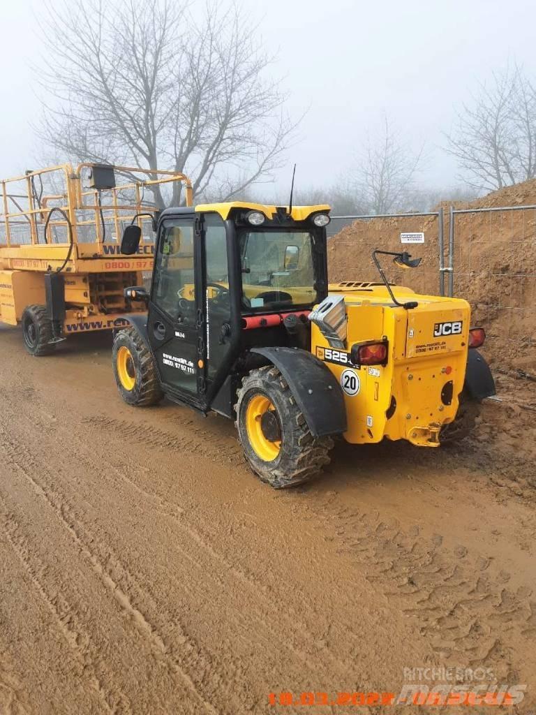 JCB 525-60 Телескопічні навантажувачі