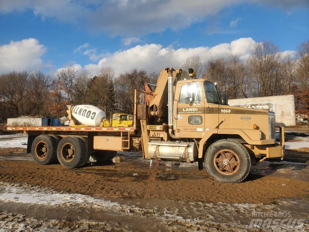 Autocar WHITE ACL64B Автокрани