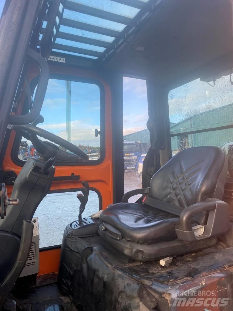 Doosan G 35 C-5 Газові навантажувачі