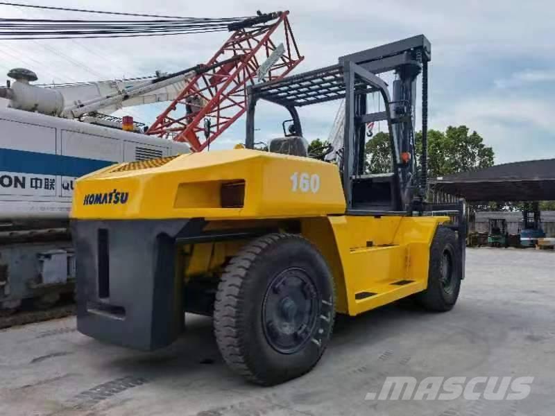 Komatsu FD 160 Дизельні навантажувачі