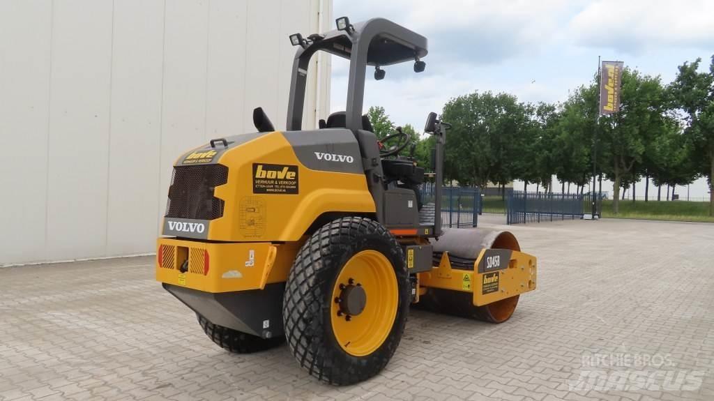 Volvo SD45B Грунтові котки