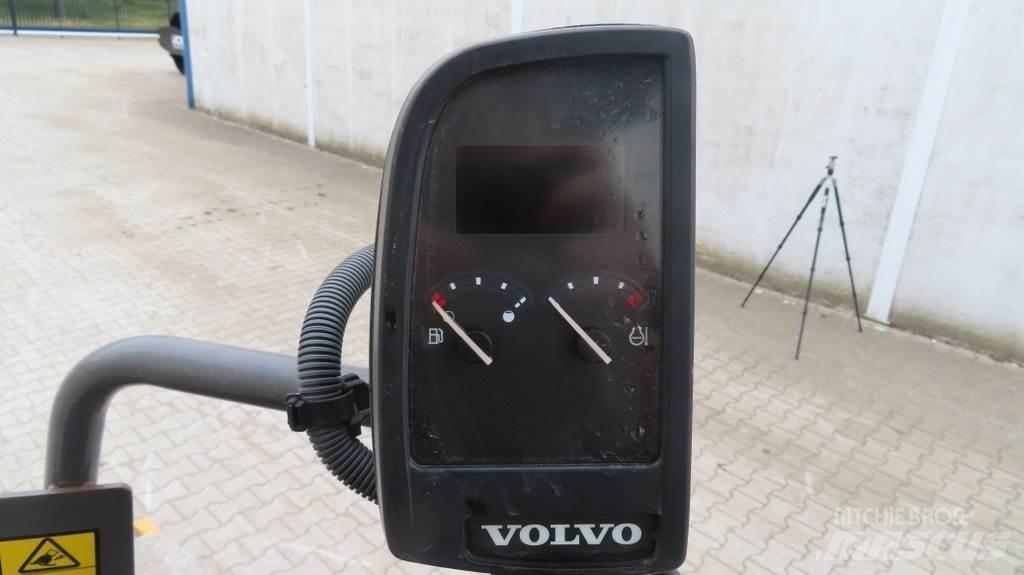 Volvo SD45B Грунтові котки