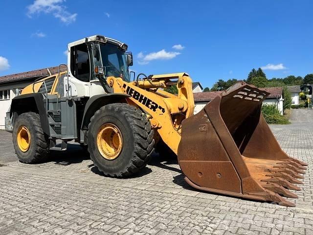 Liebherr 566 Фронтальні навантажувачі
