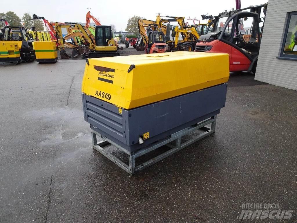 Atlas Copco XAS67 Компресори