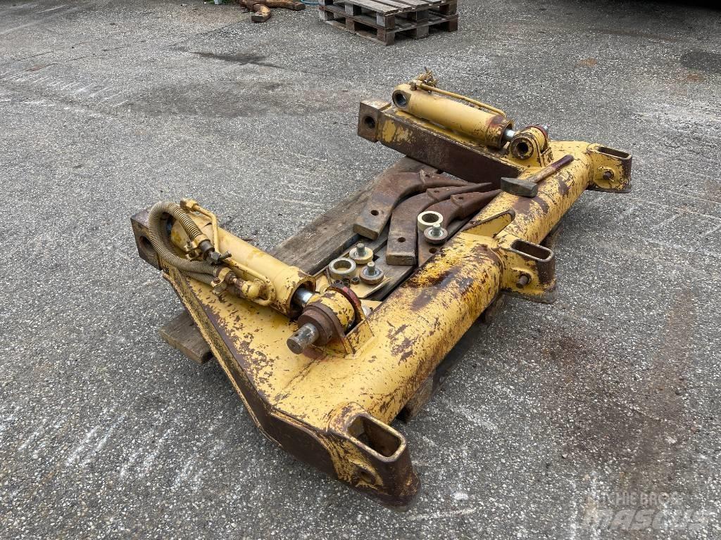 CAT 953 C Скарифікатори