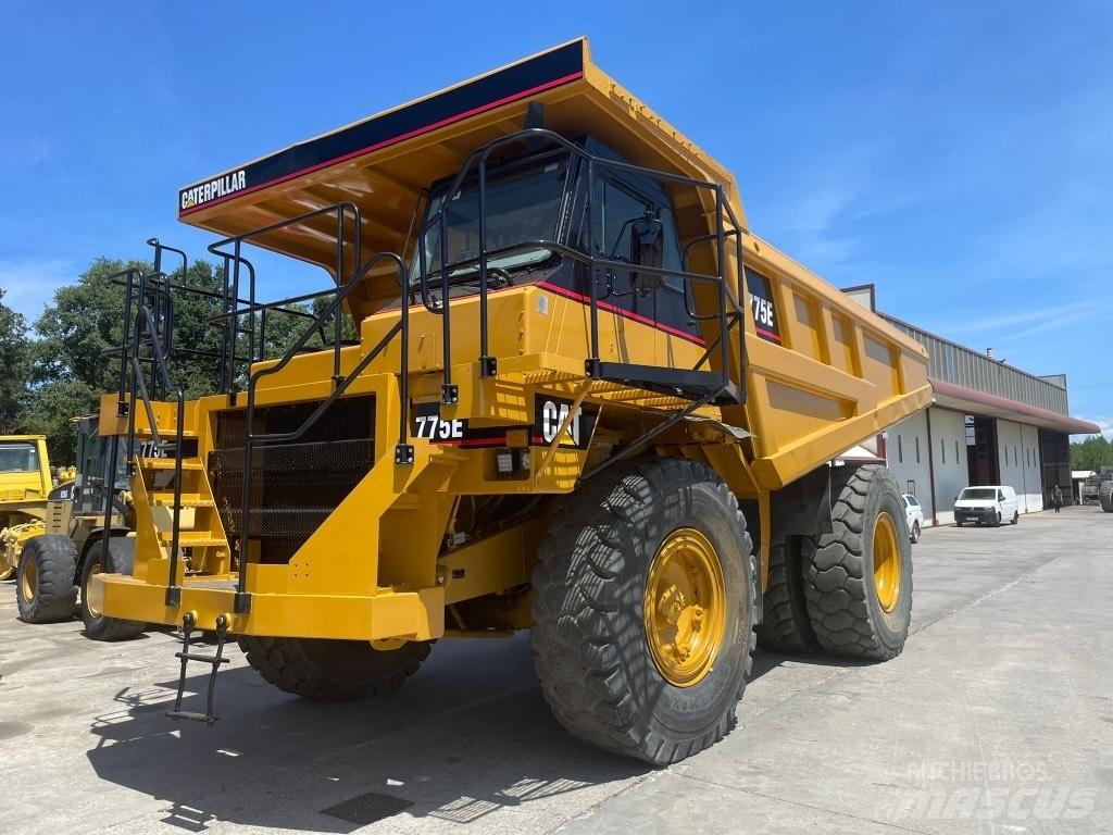 CAT Dumper 775E Кар`єрні самоскиди